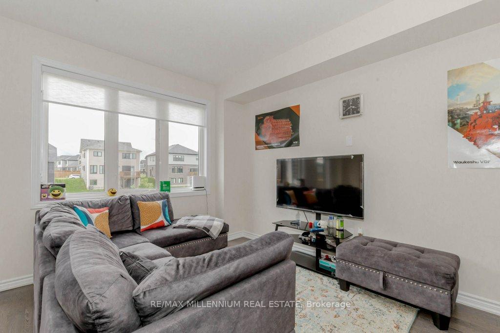 Photo 8 of 301 Vanilla Trail, Thorold, Rolling Meadows — HOMEH