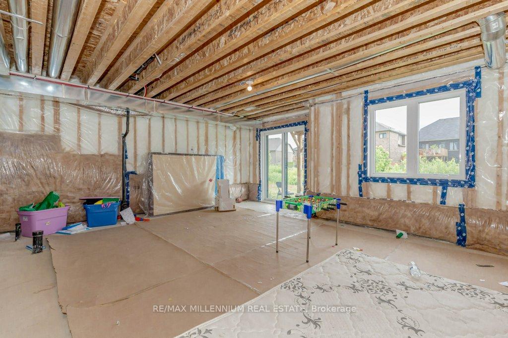 Photo 35 of 301 Vanilla Trail, Thorold, Rolling Meadows — HOMEH