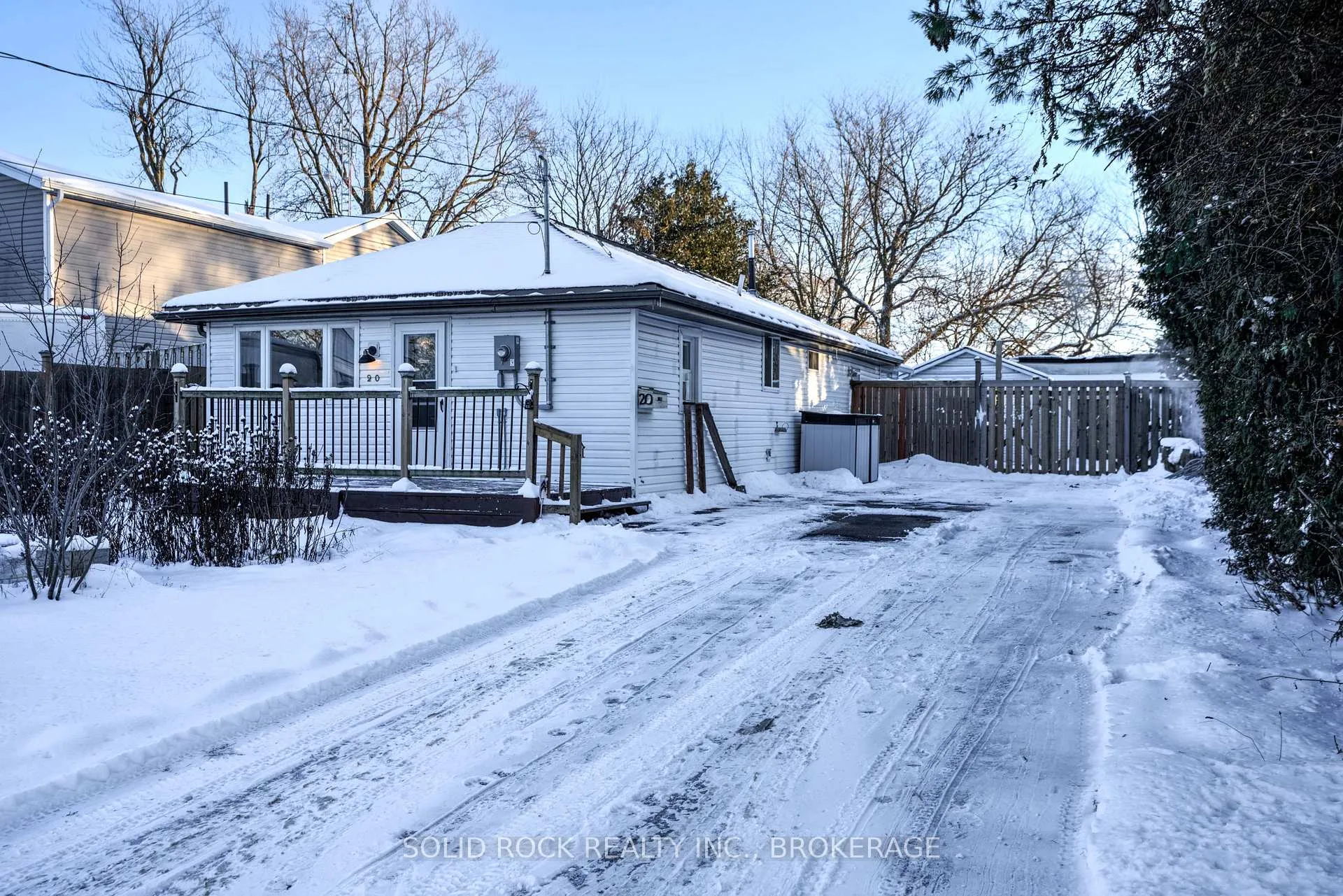 Photo 2 of 20 Maccauley Street, Kingston, Rideau — HOMEH