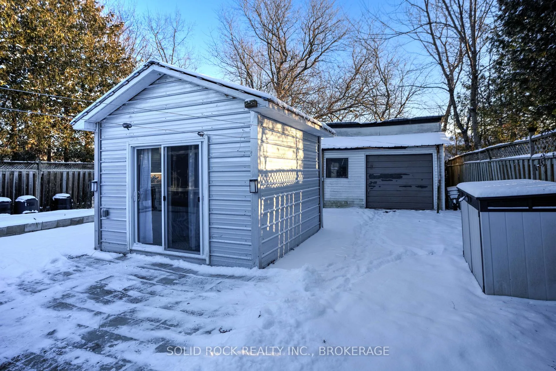 Photo 5 of 20 Maccauley Street, Kingston, Rideau — HOMEH