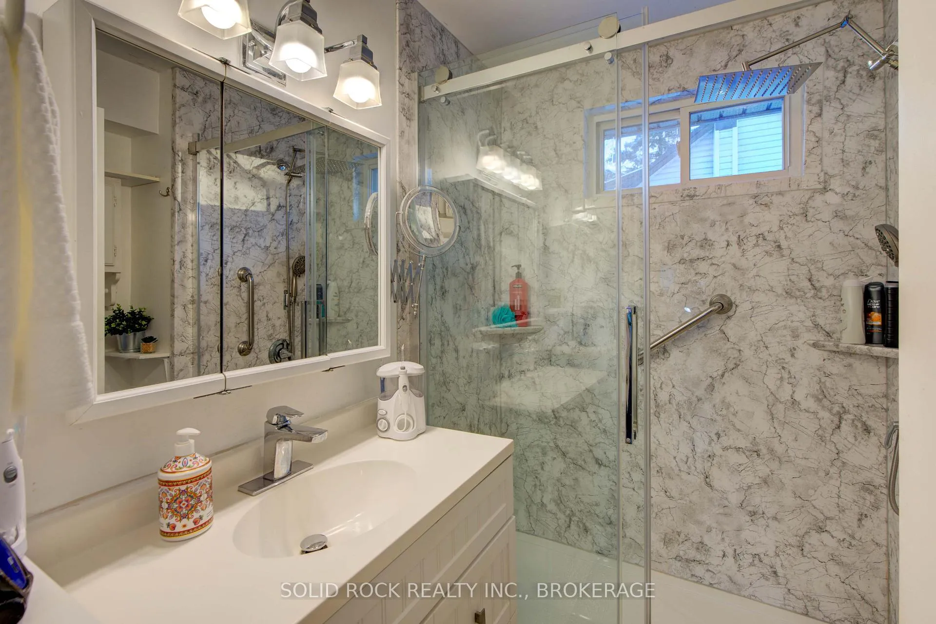 Photo 17 of 20 Maccauley Street, Kingston, Rideau — HOMEH