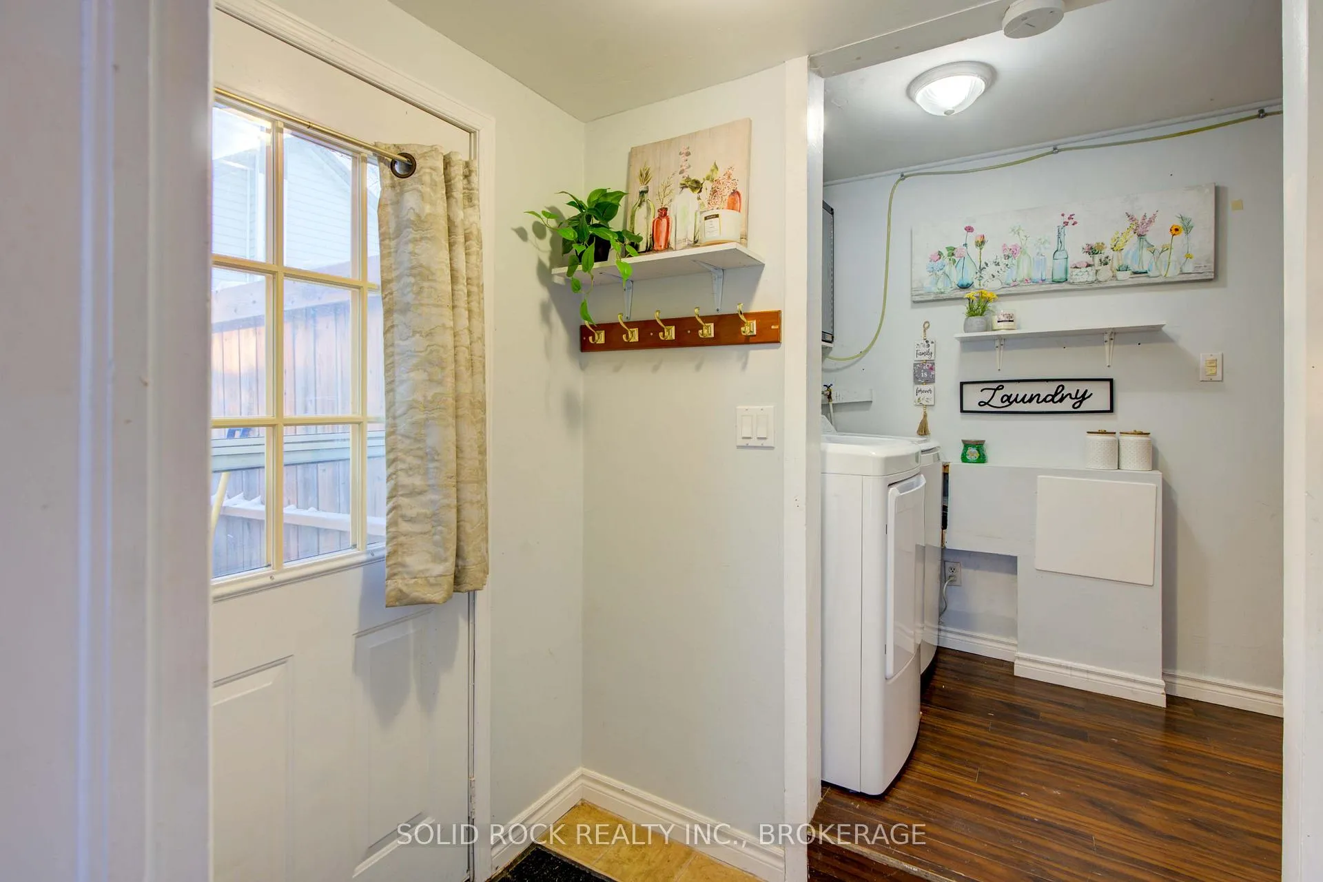 Photo 23 of 20 Maccauley Street, Kingston, Rideau — HOMEH