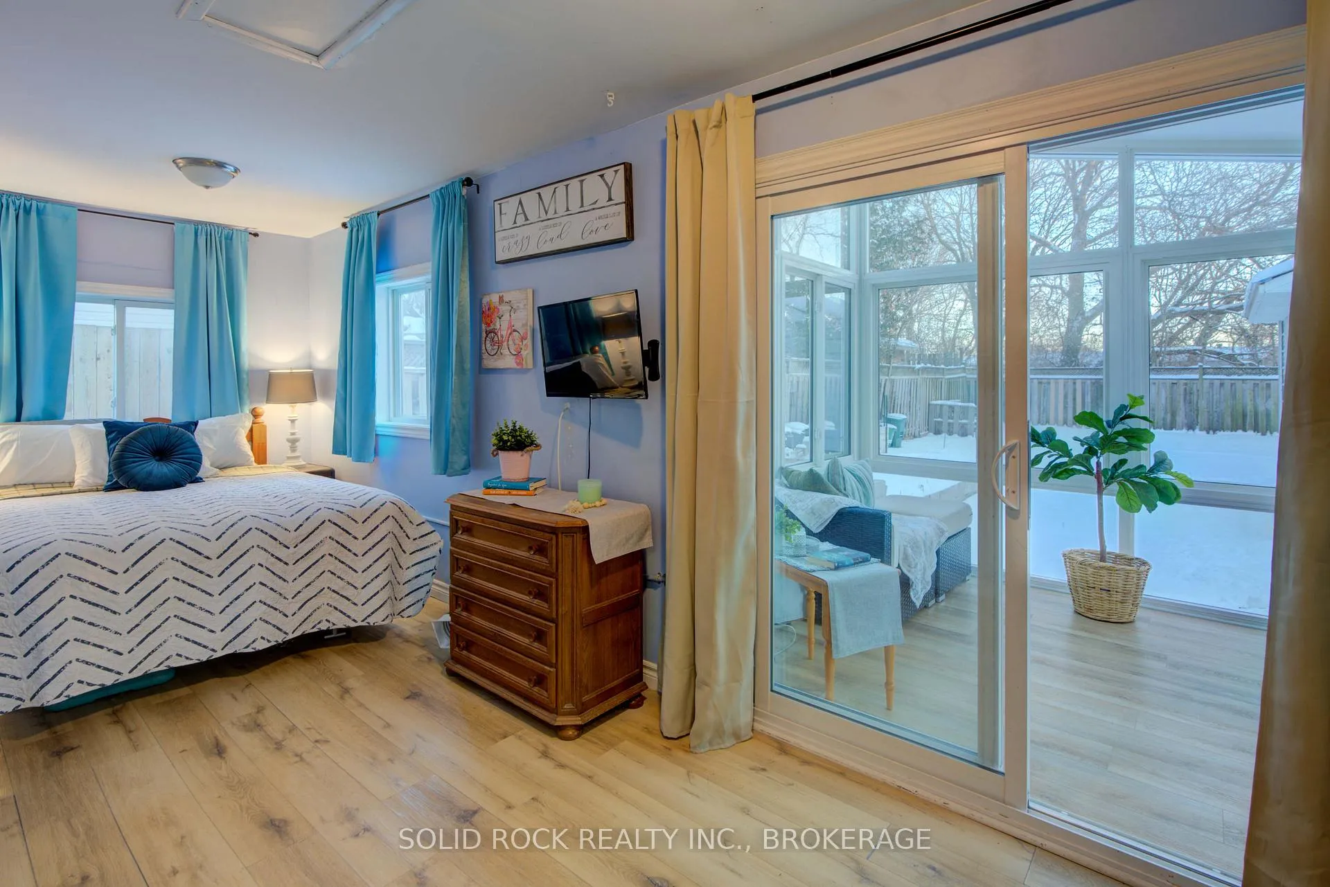 Photo 26 of 20 Maccauley Street, Kingston, Rideau — HOMEH