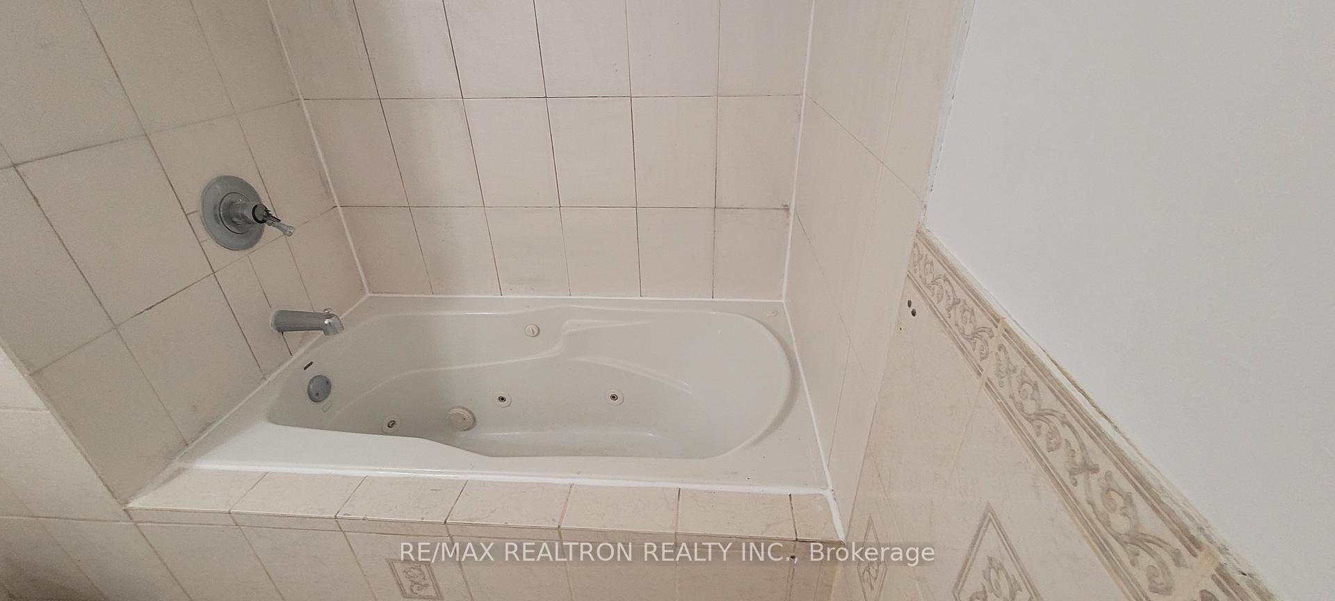 Photo 8 of Unit Ground Floor, 28 Greenleaf Terrace, Scarborough, Malvern — HOMEH