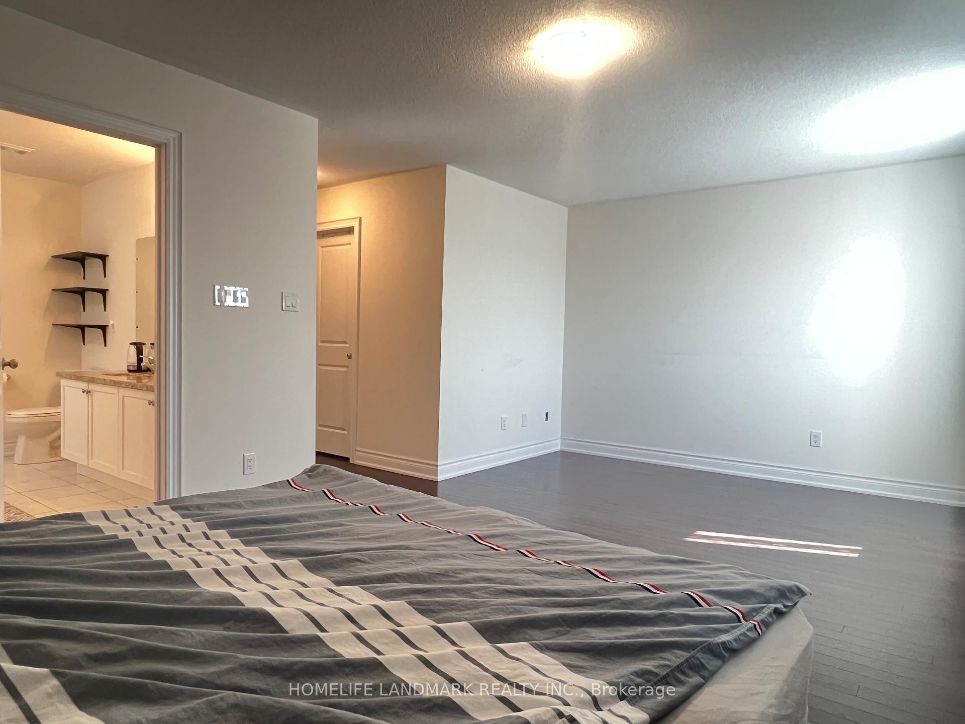Photo 11 of 20 Mac Frost Way, Scarborough, Rouge — HOMEH