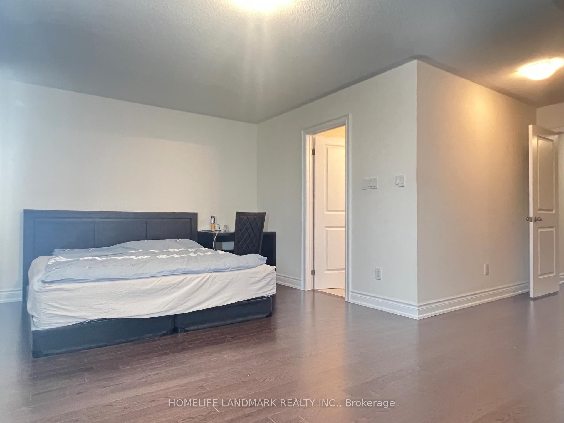 Photo 12 of 20 Mac Frost Way, Scarborough, Rouge — HOMEH