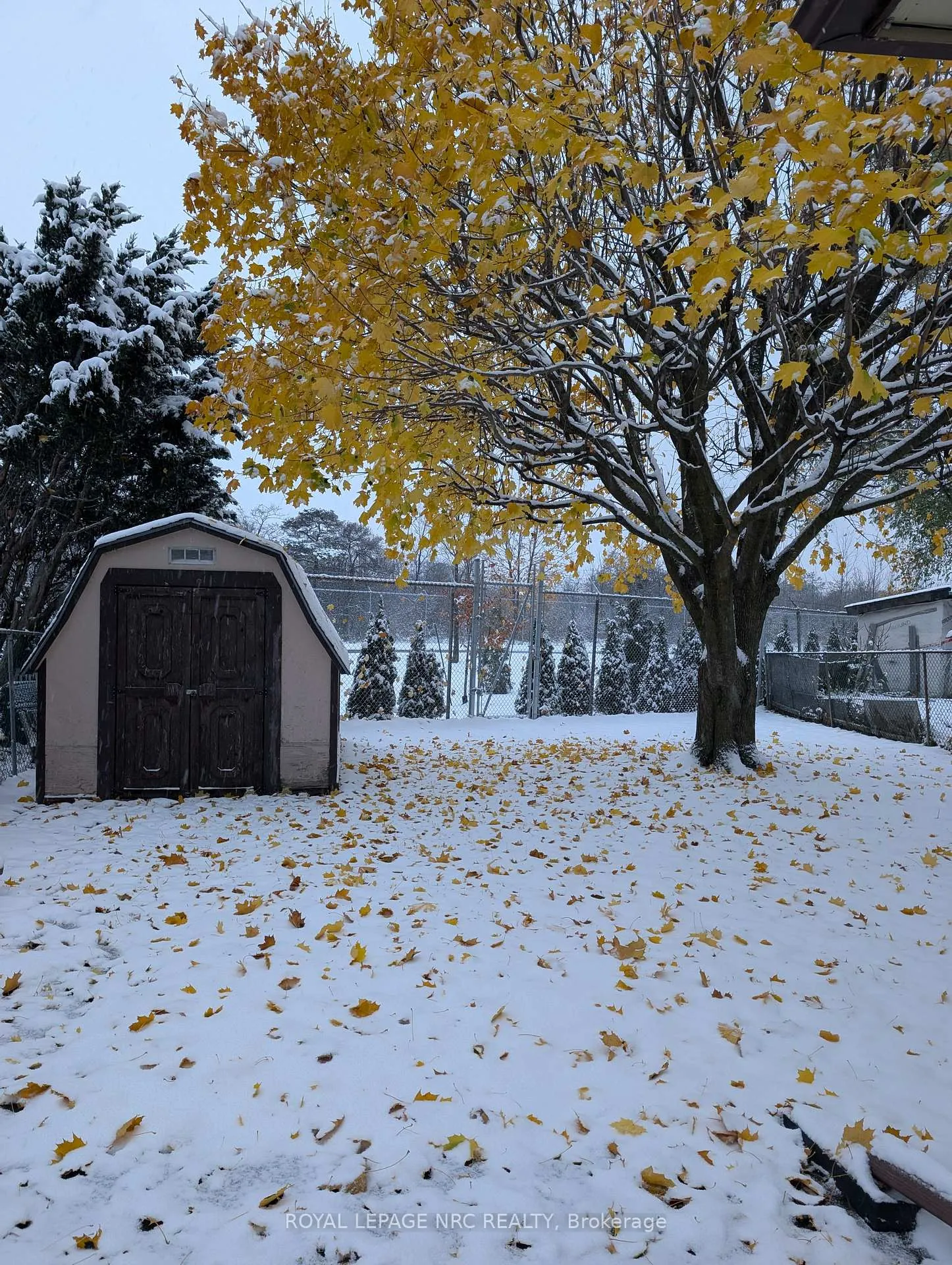 Photo 2 of 7623 Ronnie Crescent S, Niagara Falls, Marineland — HOMEH