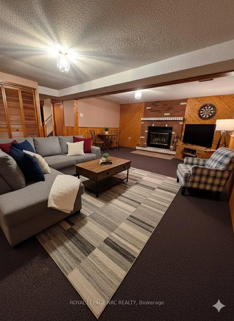 Photo 20 of 7623 Ronnie Crescent S, Niagara Falls, Marineland — HOMEH