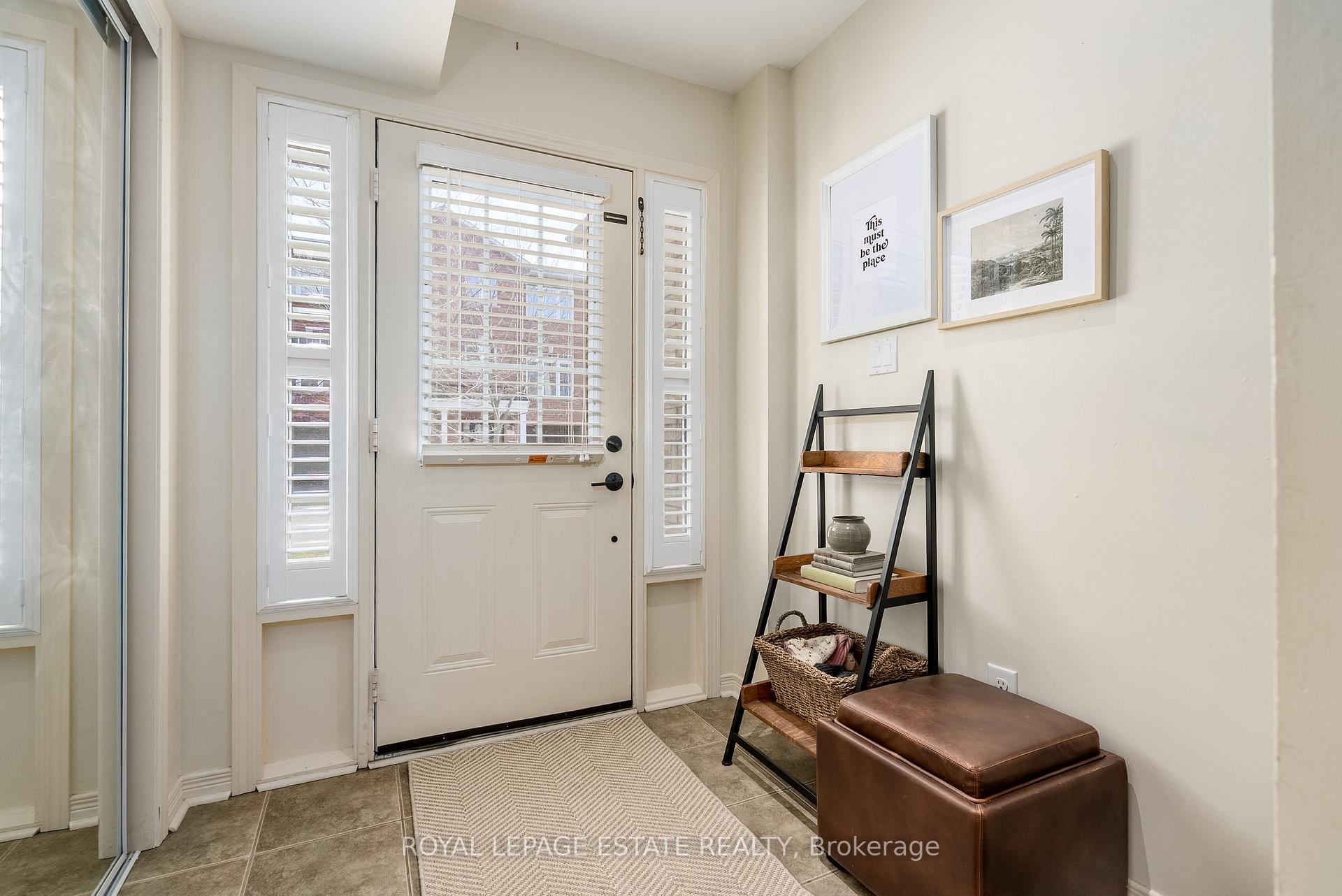 Photo 4 of 6 Curran Hall Crescent, Scarborough, Morningside — HOMEH