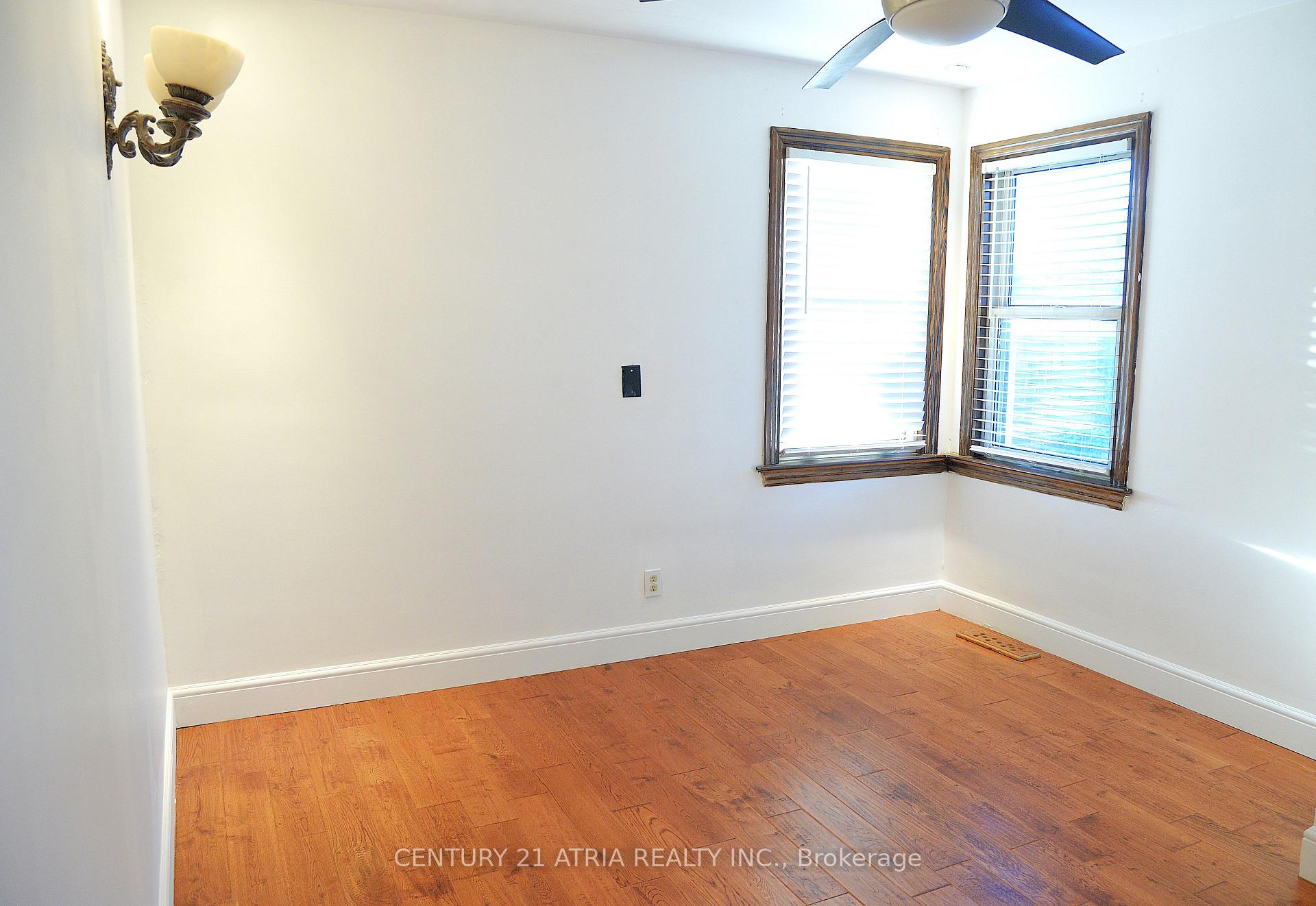 Photo 8 of 7 McMann Drive, Thorold, Thorold Downtown — HOMEH