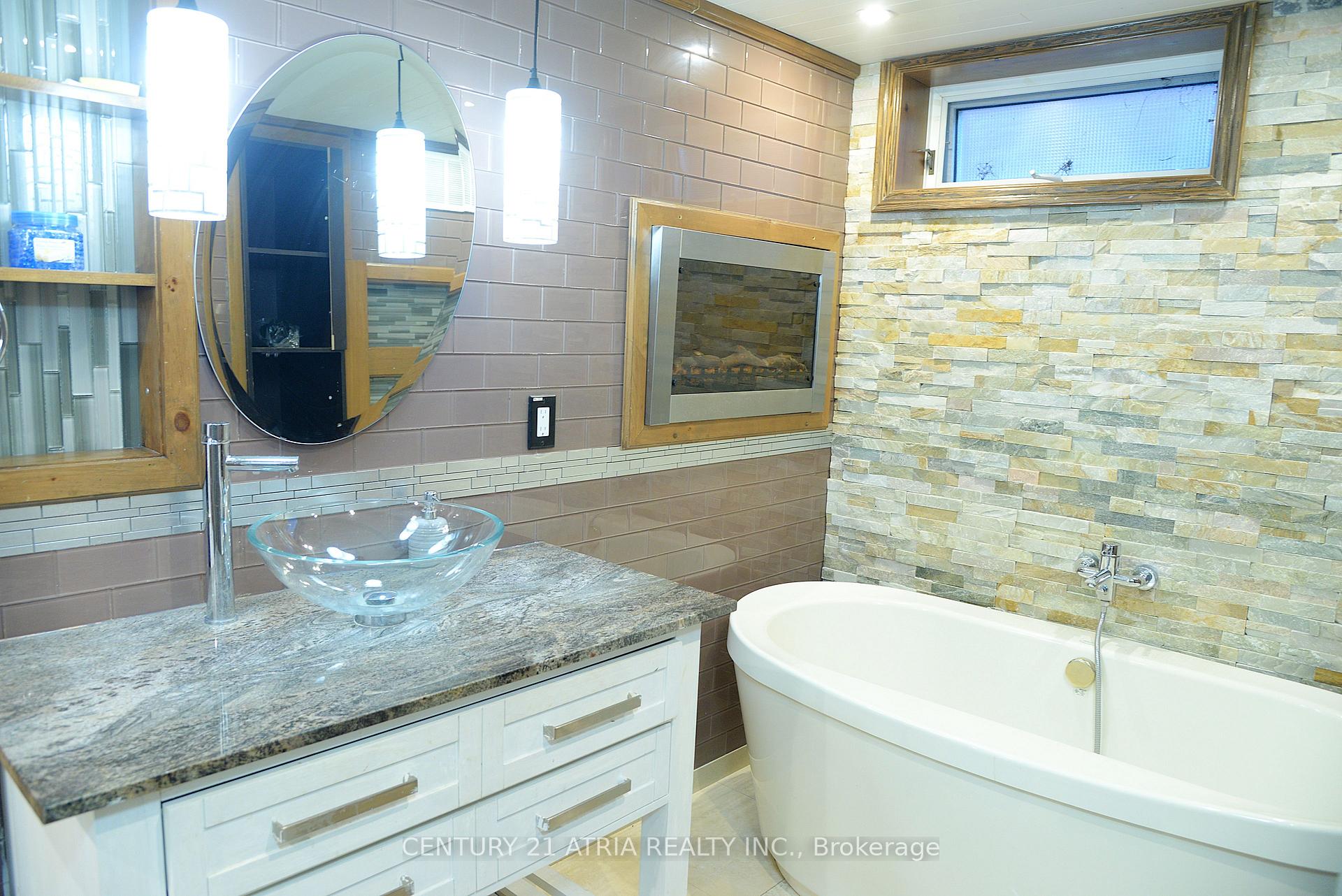 Photo 22 of 7 McMann Drive, Thorold, Thorold Downtown — HOMEH