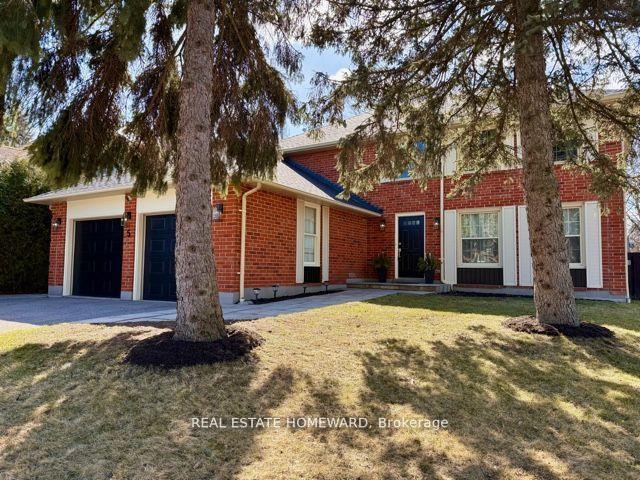 Photo 2 of 5 Karen Ann Crescent, Scarborough, Woburn — HOMEH