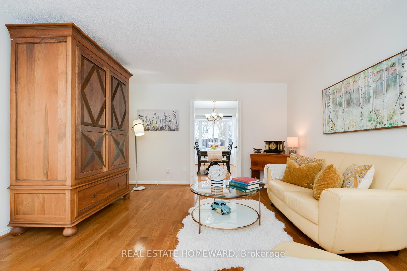 Photo 12 of 5 Karen Ann Crescent, Scarborough, Woburn — HOMEH