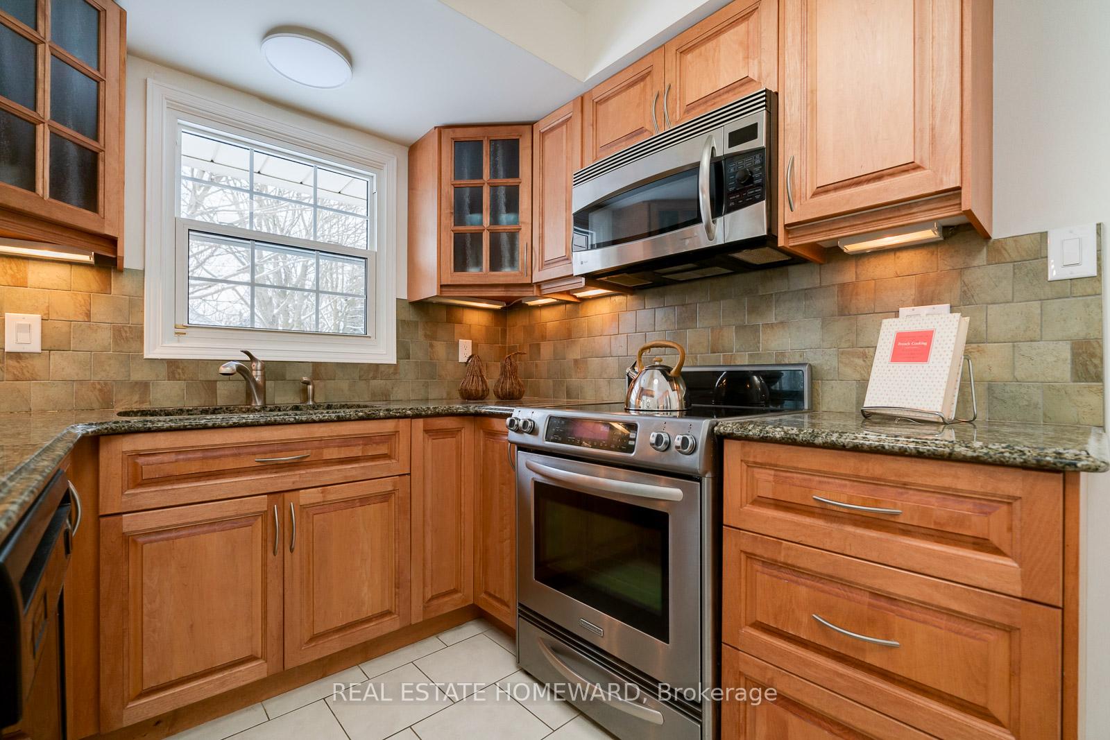 Photo 17 of 5 Karen Ann Crescent, Scarborough, Woburn — HOMEH