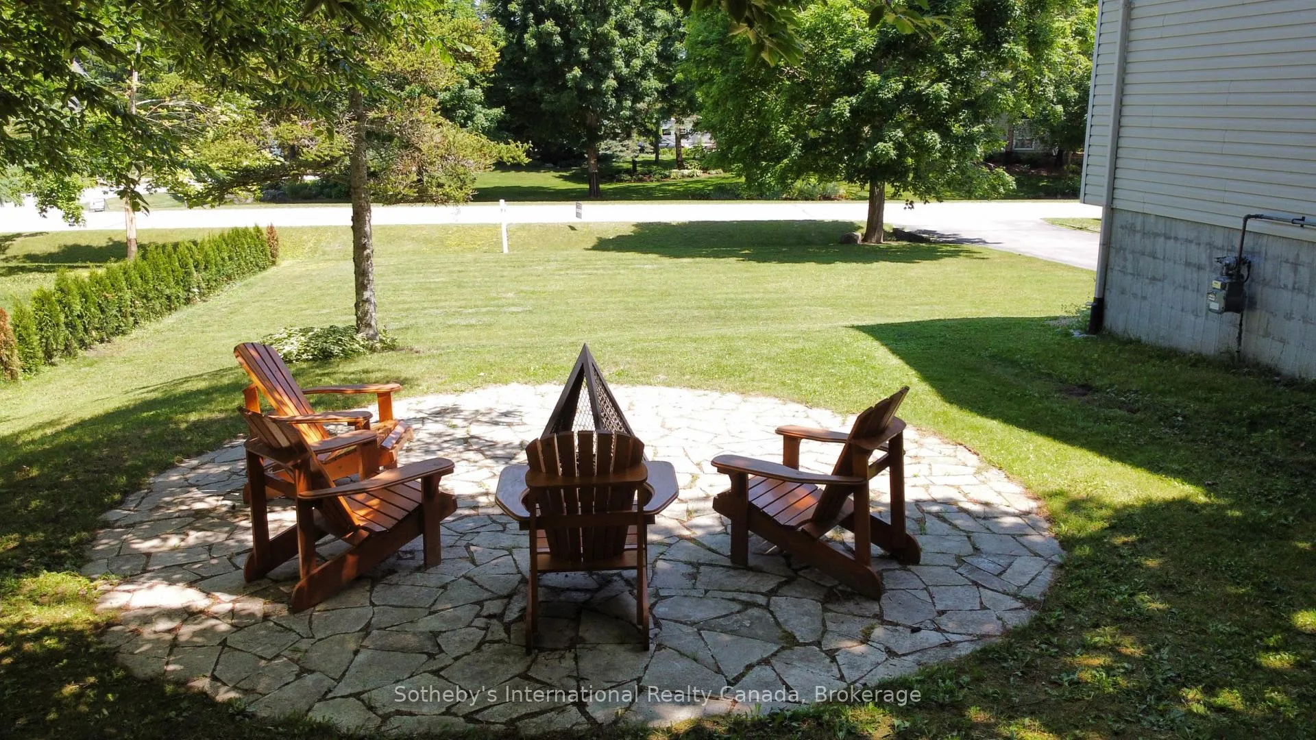 Photo 4 of 17 Sugarbush Road, Oro-Medonte, Sugarbush — HOMEH