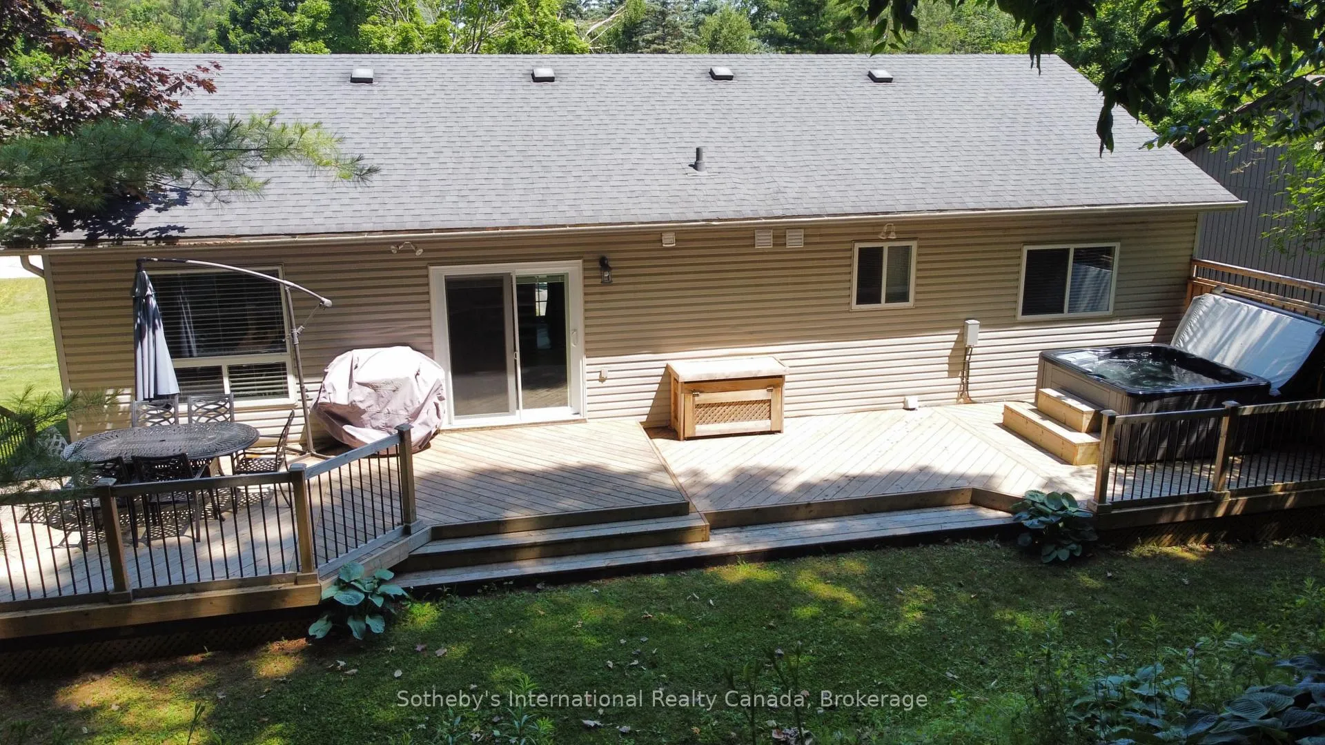 Photo 6 of 17 Sugarbush Road, Oro-Medonte, Sugarbush — HOMEH