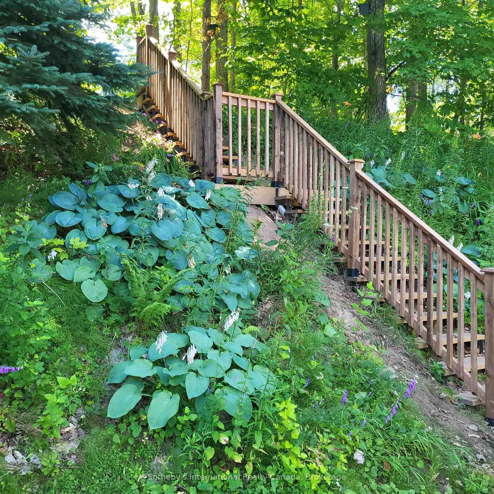 Photo 8 of 17 Sugarbush Road, Oro-Medonte, Sugarbush — HOMEH