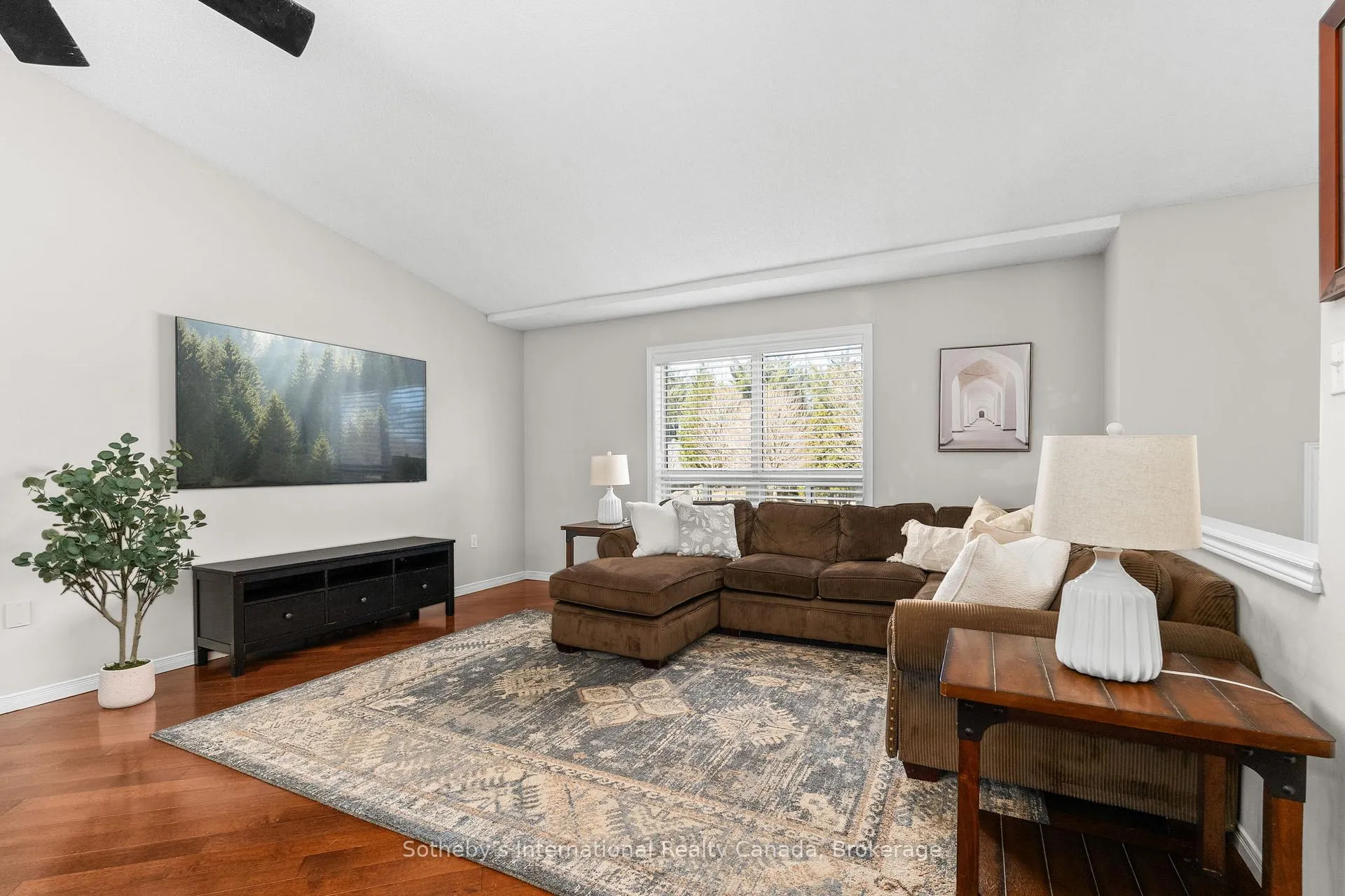 Photo 12 of 17 Sugarbush Road, Oro-Medonte, Sugarbush — HOMEH