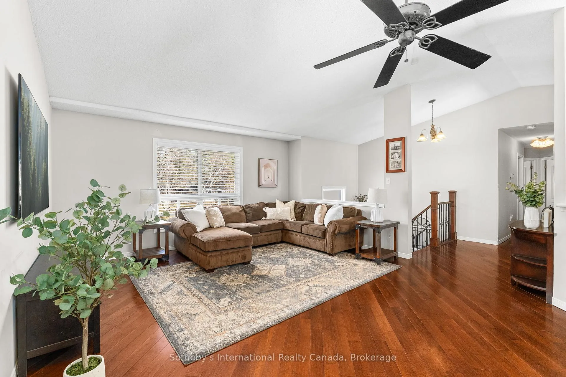 Photo 13 of 17 Sugarbush Road, Oro-Medonte, Sugarbush — HOMEH