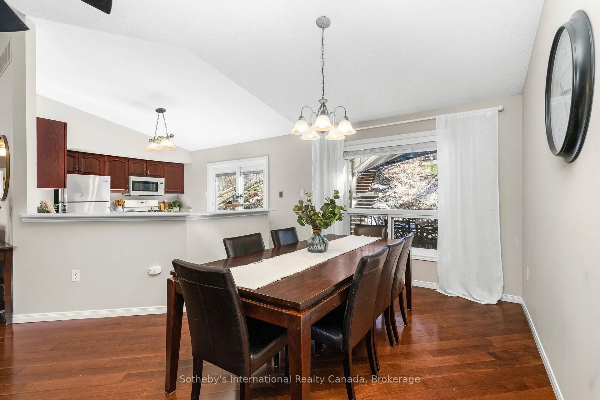 Photo 14 of 17 Sugarbush Road, Oro-Medonte, Sugarbush — HOMEH