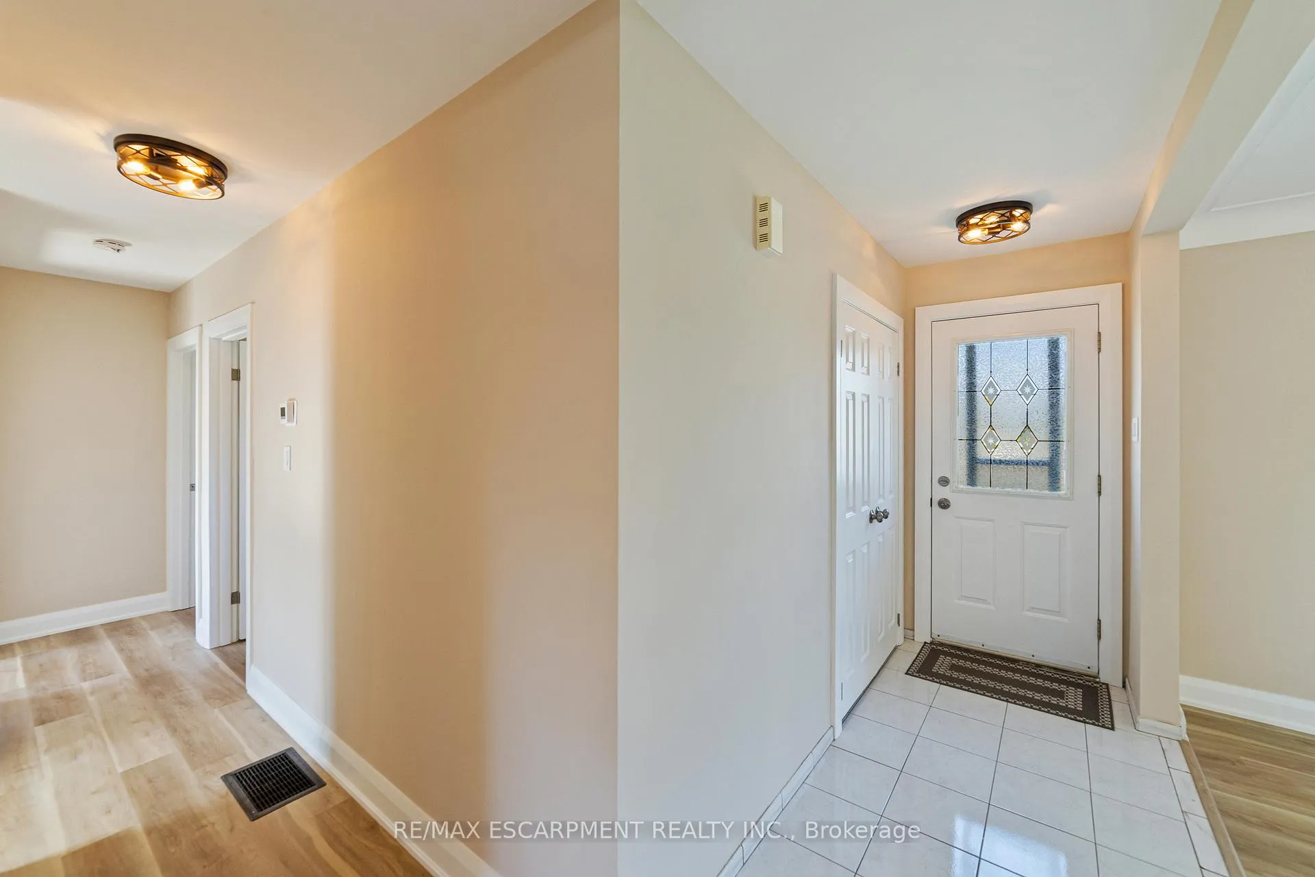 Photo 4 of 131 Sanatorium Road, Hamilton, Buchanan — HOMEH