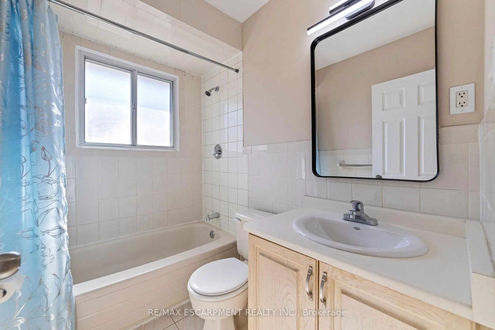 Photo 12 of 131 Sanatorium Road, Hamilton, Buchanan — HOMEH