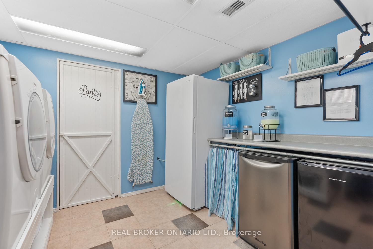 Photo 20 of 32 Ronway Crescent, Scarborough, Woburn — HOMEH