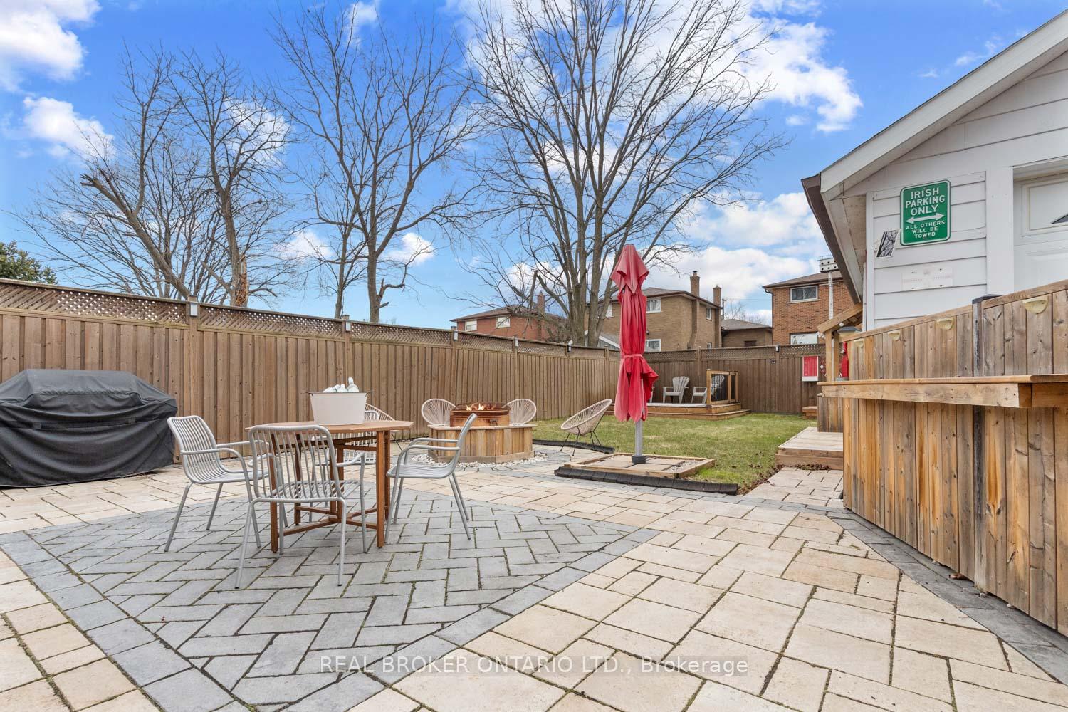 Photo 34 of 32 Ronway Crescent, Scarborough, Woburn — HOMEH