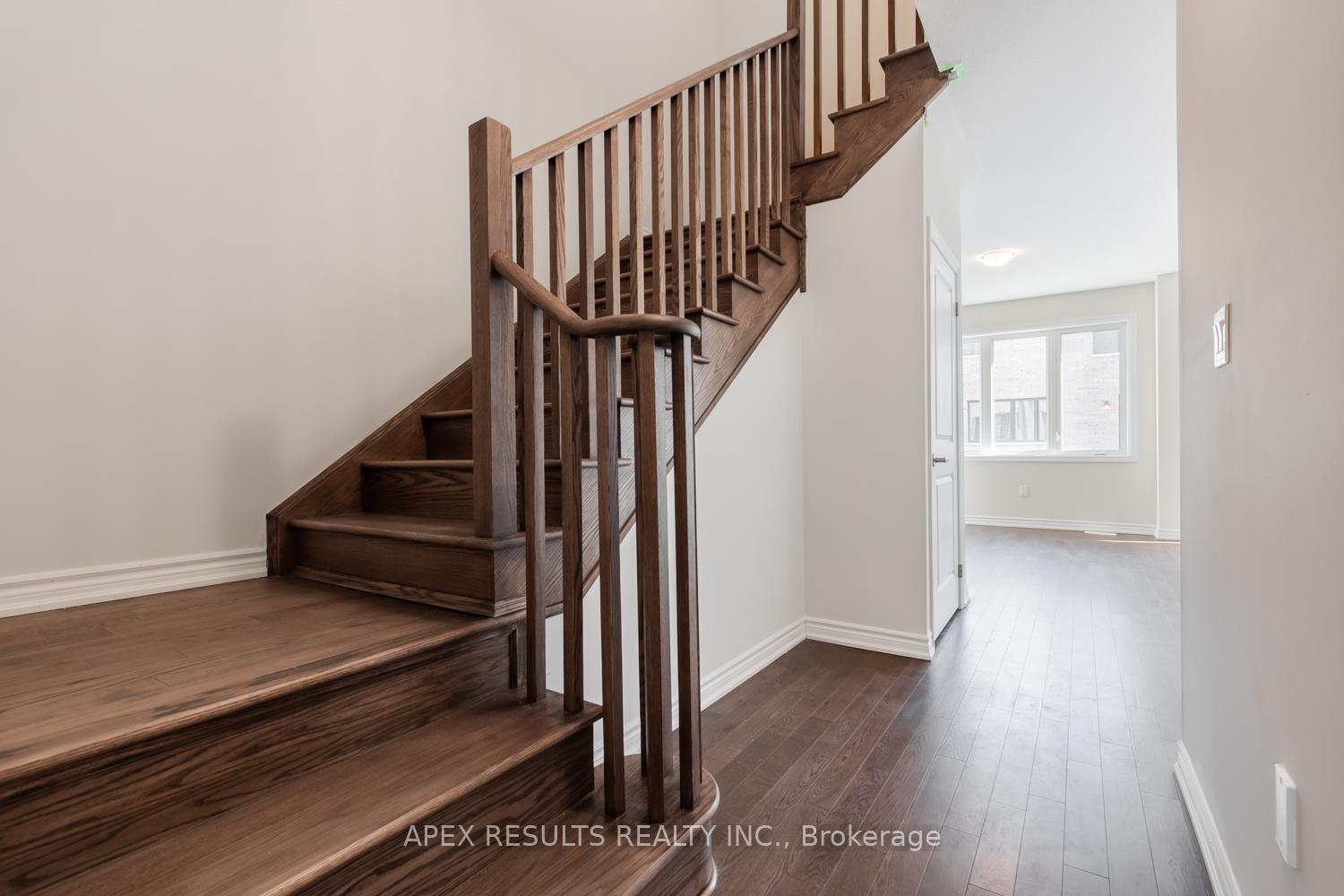 Photo 6 of 30 Sun Haven Lane, Thorold, Rolling Meadows — HOMEH