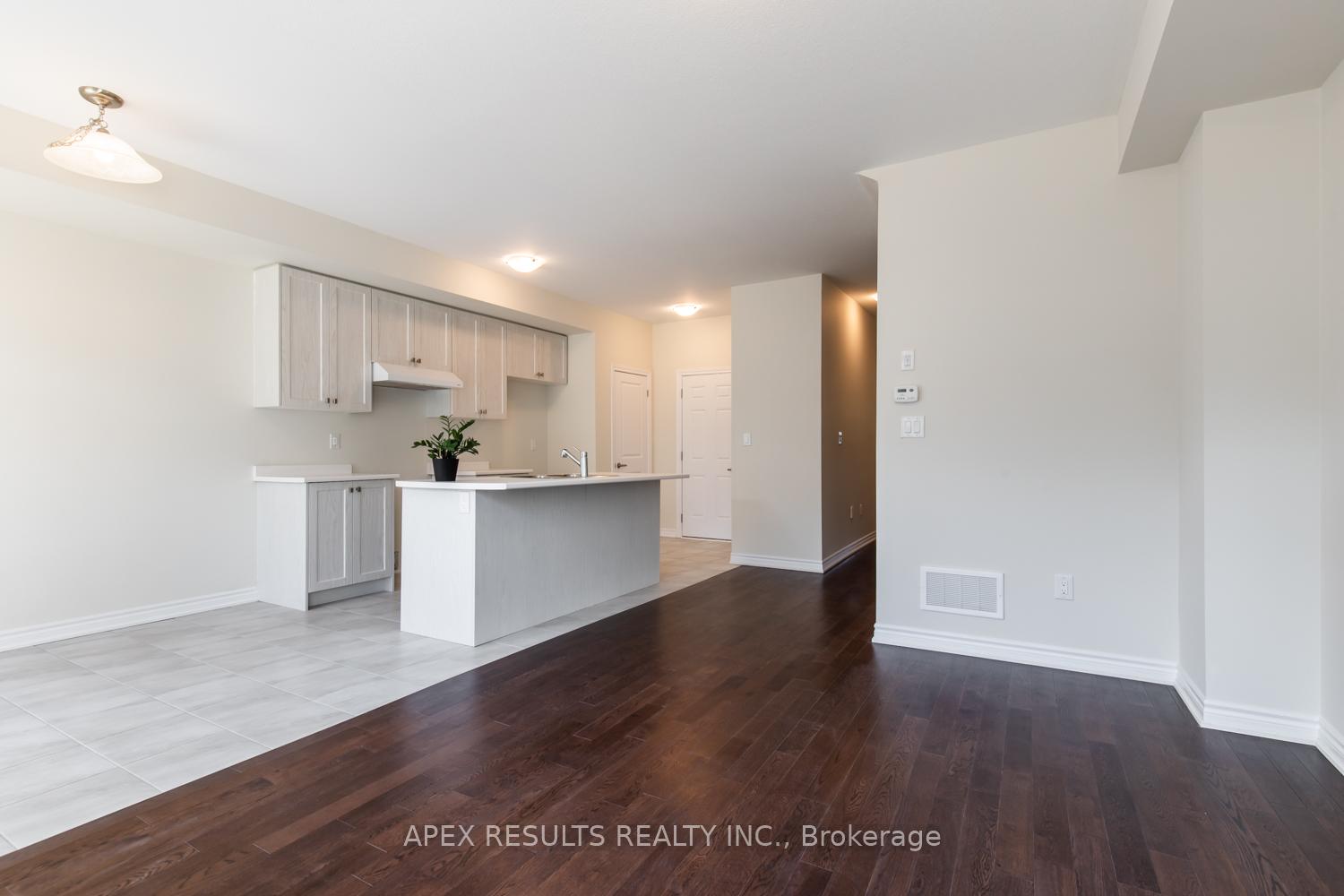 Photo 8 of 30 Sun Haven Lane, Thorold, Rolling Meadows — HOMEH