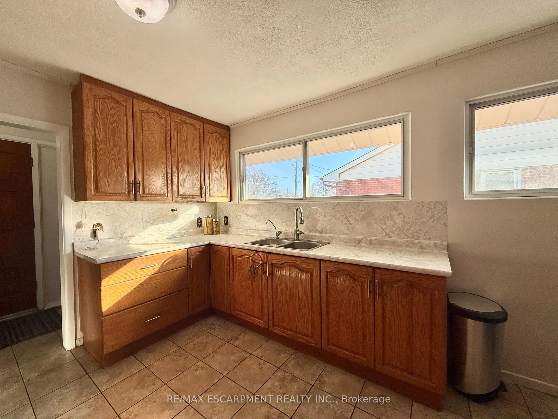 Photo 4 of 22 Gildea Street, Hamilton, Burkholme — HOMEH