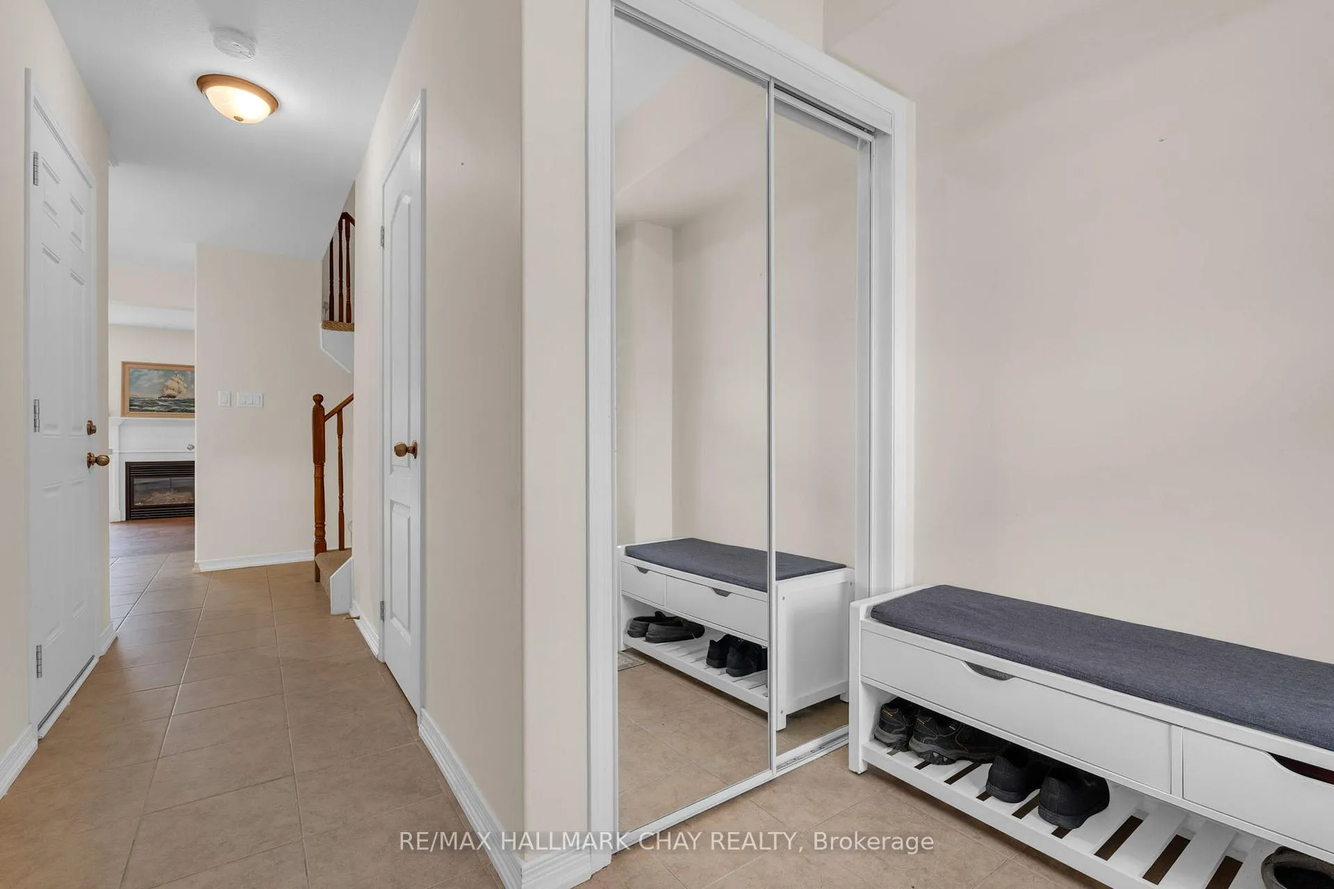 Photo 4 of Unit 38, 75 Prince William Way, Barrie, Innis-Shore — HOMEH