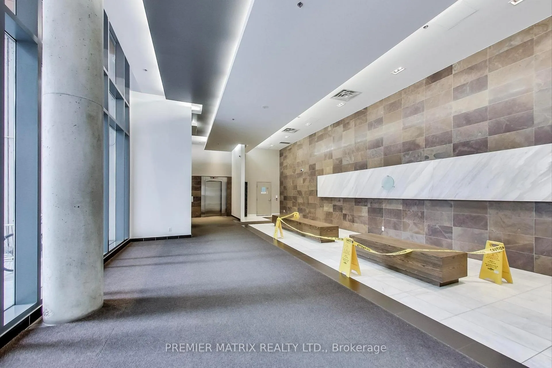 Photo 7 of Unit 903, 20 Joe Shuster Way, Toronto, South Parkdale — HOMEH