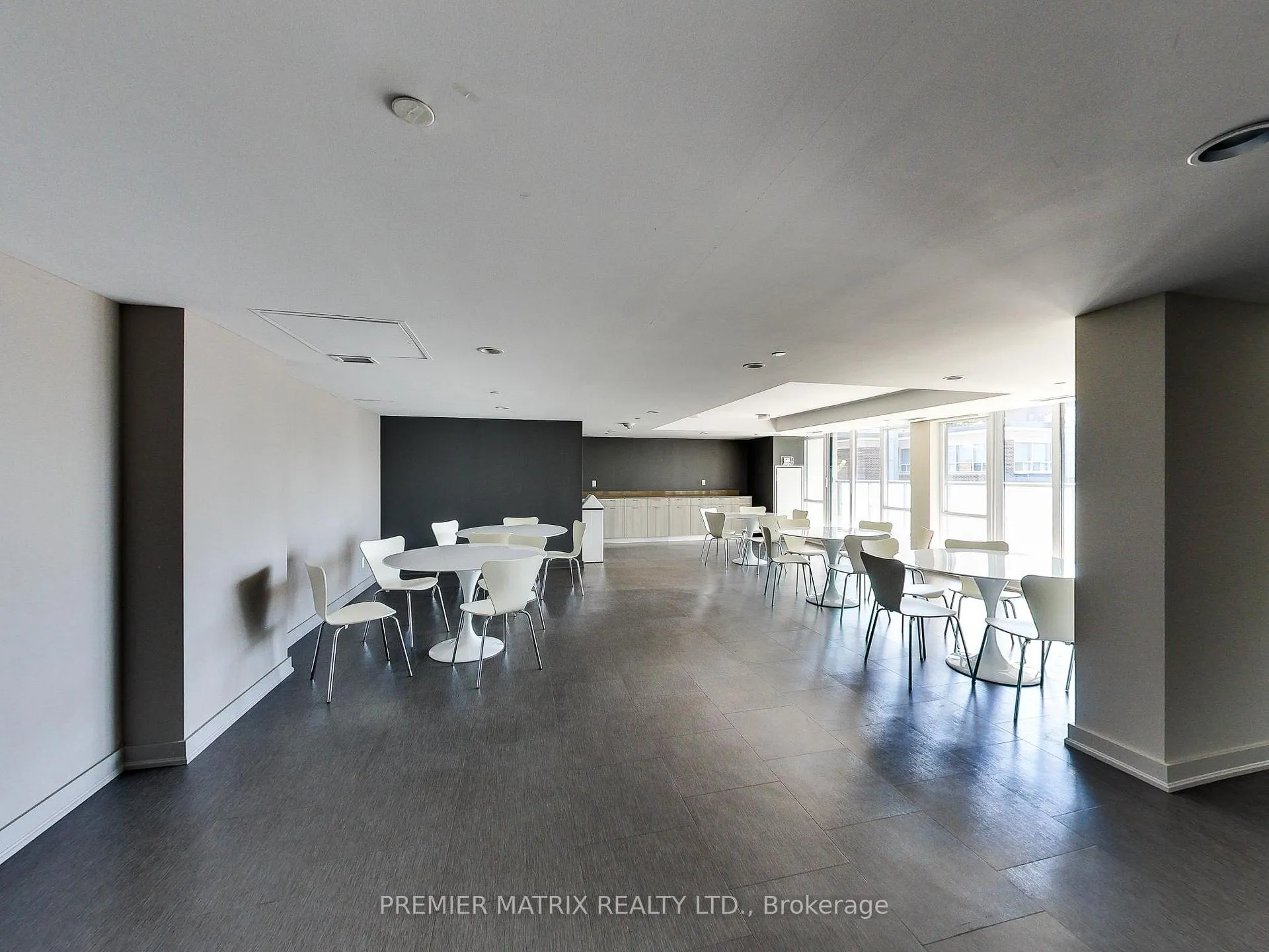 Photo 16 of Unit 903, 20 Joe Shuster Way, Toronto, South Parkdale — HOMEH