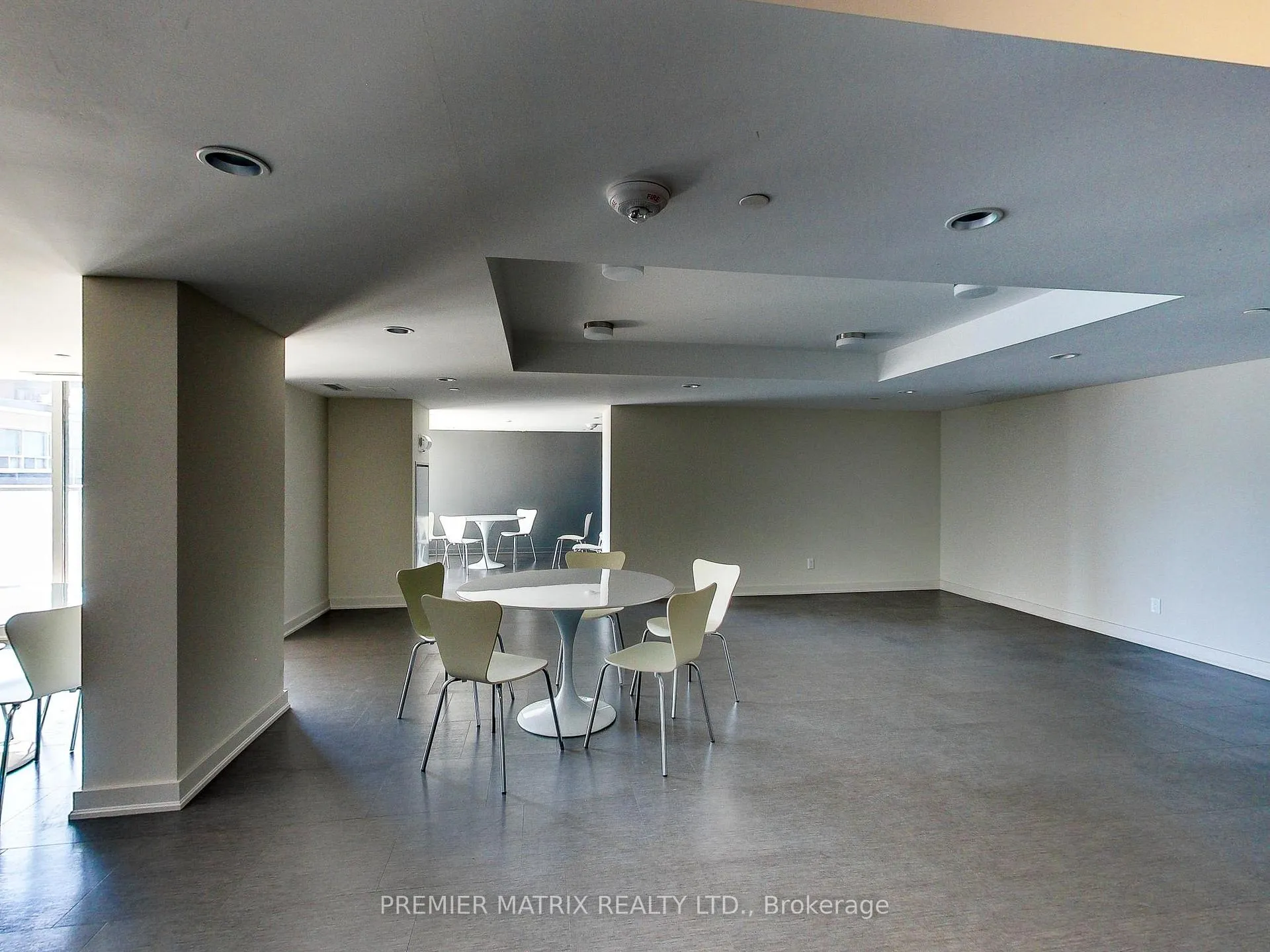 Photo 18 of Unit 903, 20 Joe Shuster Way, Toronto, South Parkdale — HOMEH