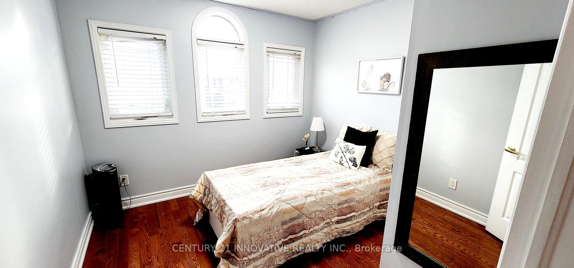 Photo 14 of 7 Havenlea Road, Scarborough, Rouge — HOMEH