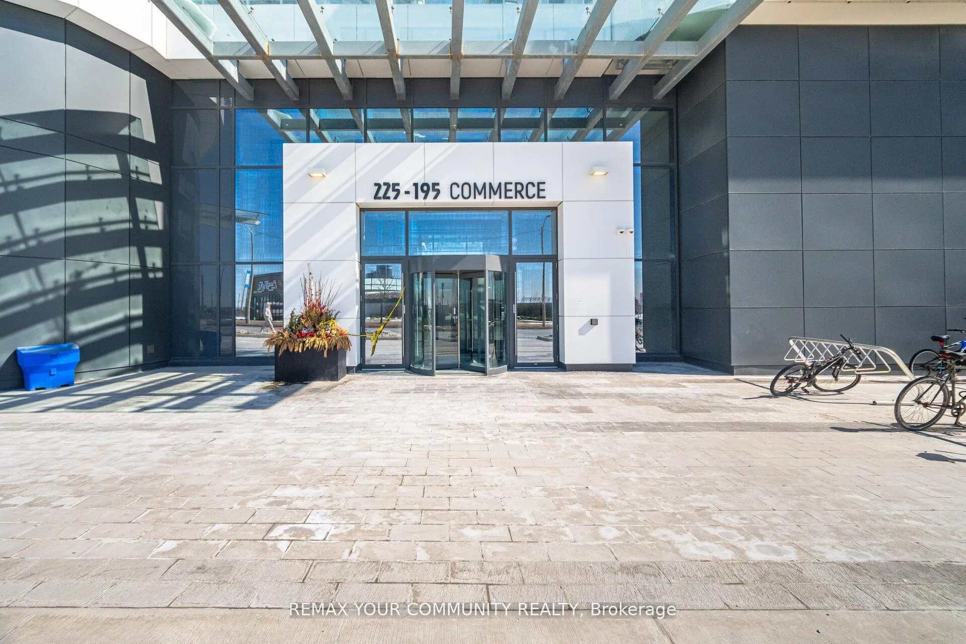 Photo 4 of Unit 3002, 195 Commerce Street, Vaughan, Vaughan Corporate Centre — HOMEH