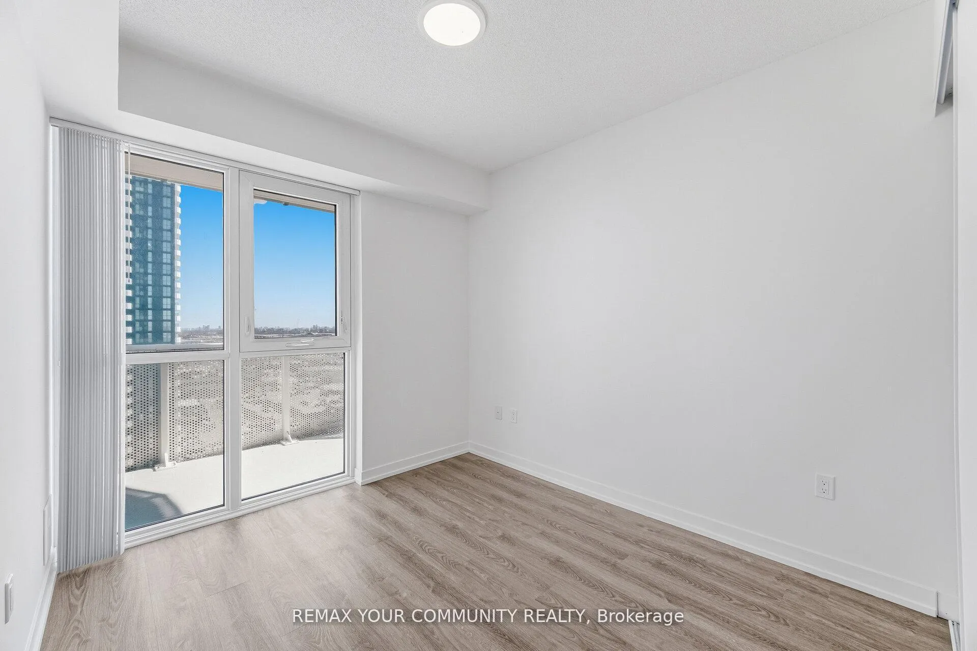 Photo 18 of Unit 3002, 195 Commerce Street, Vaughan, Vaughan Corporate Centre — HOMEH