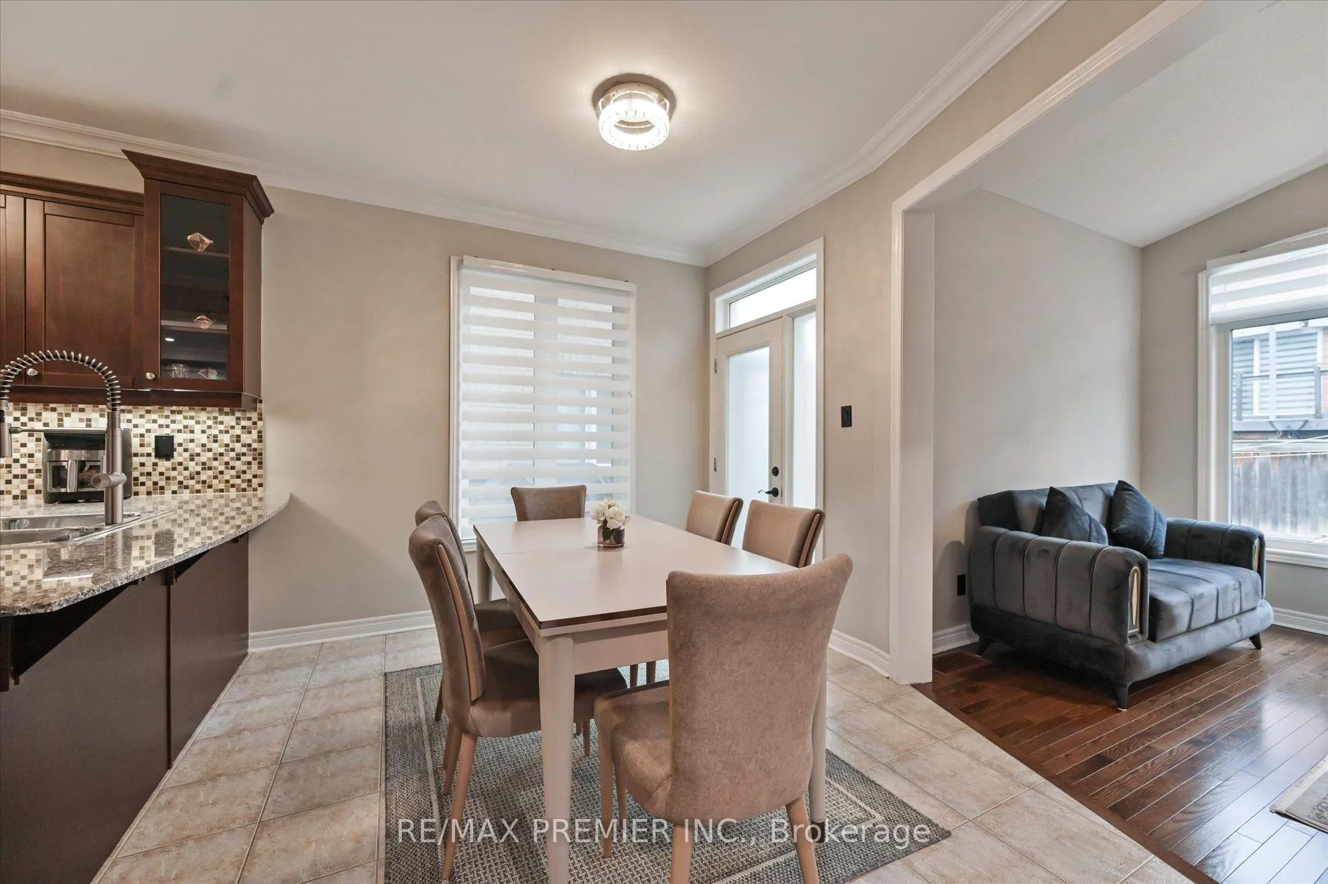 Photo 13 of 170 Ascalon Drive, Vaughan, Patterson — HOMEH