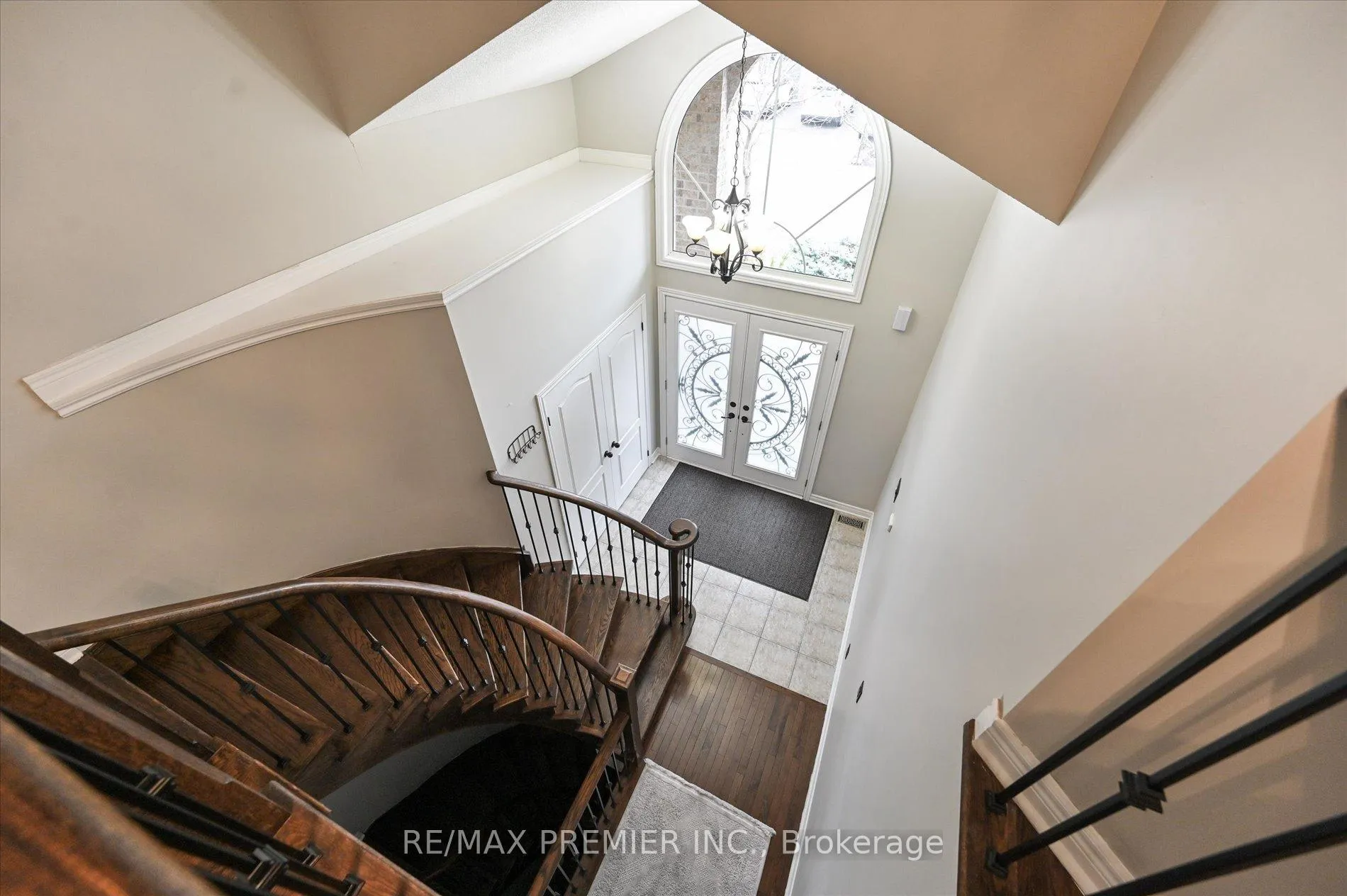 Photo 17 of 170 Ascalon Drive, Vaughan, Patterson — HOMEH