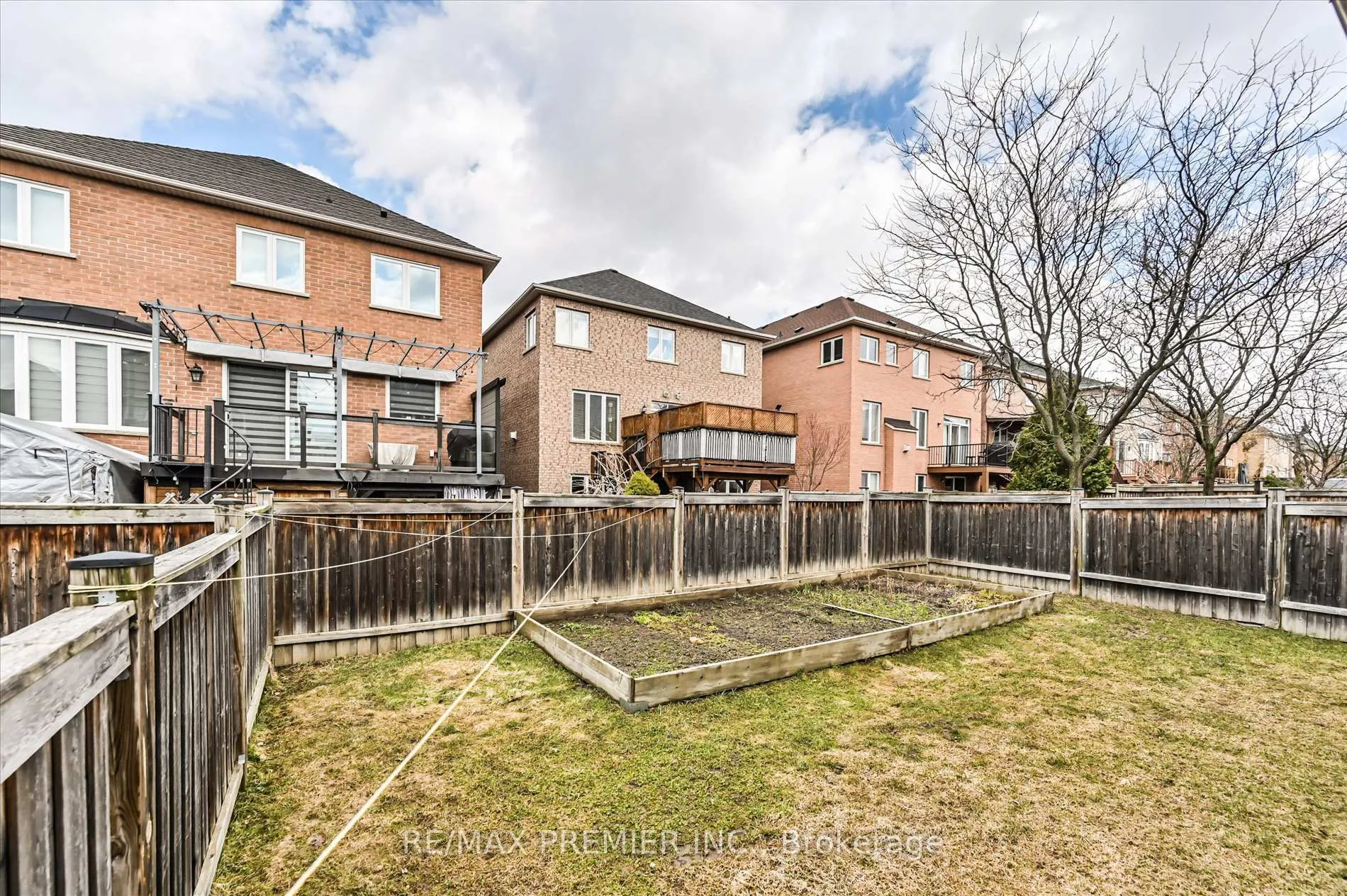Photo 33 of 170 Ascalon Drive, Vaughan, Patterson — HOMEH