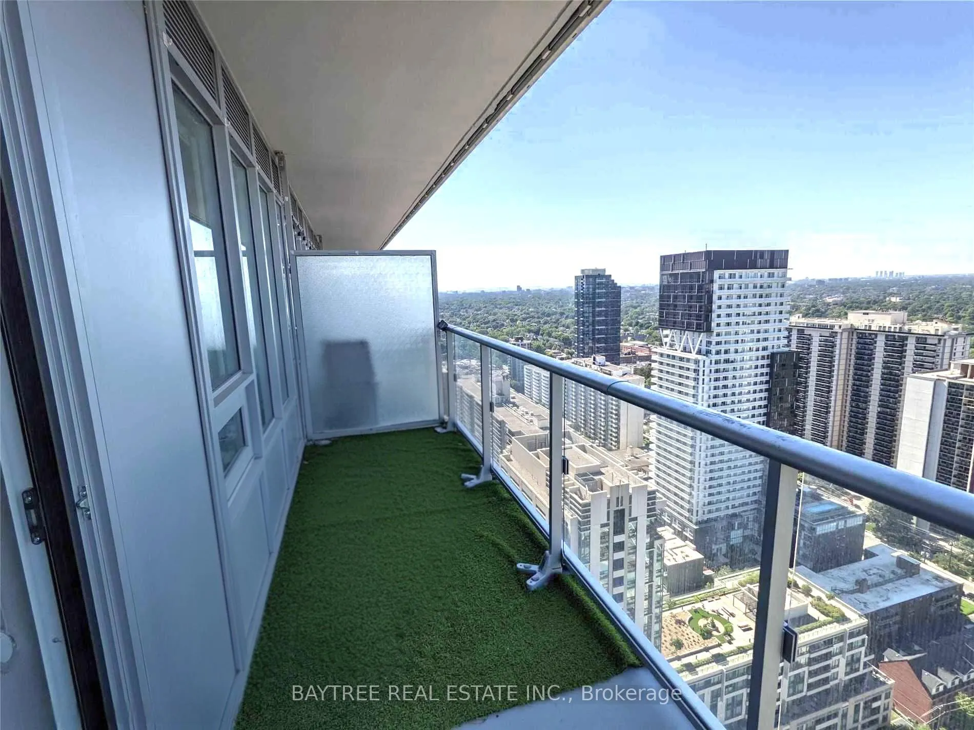 Photo 13 of Unit 3501, 99 Broadway Avenue, Toronto, Mount Pleasant West — HOMEH