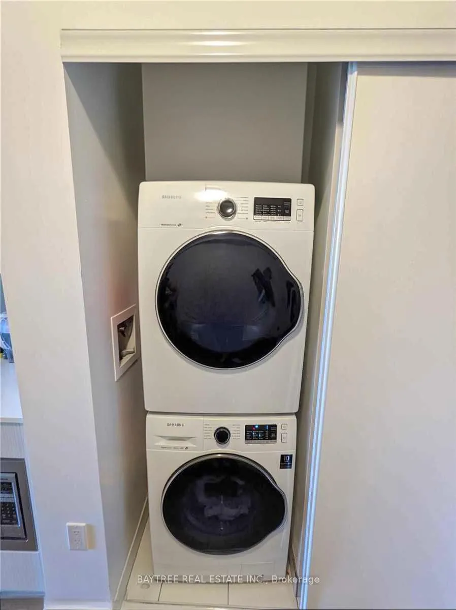 Photo 14 of Unit 3501, 99 Broadway Avenue, Toronto, Mount Pleasant West — HOMEH