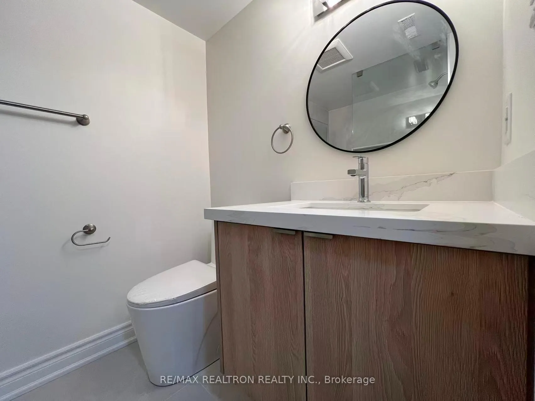 Photo 10 of Unit Bsmt, 329 Cherokee Boulevard, North York, Pleasant View — HOMEH