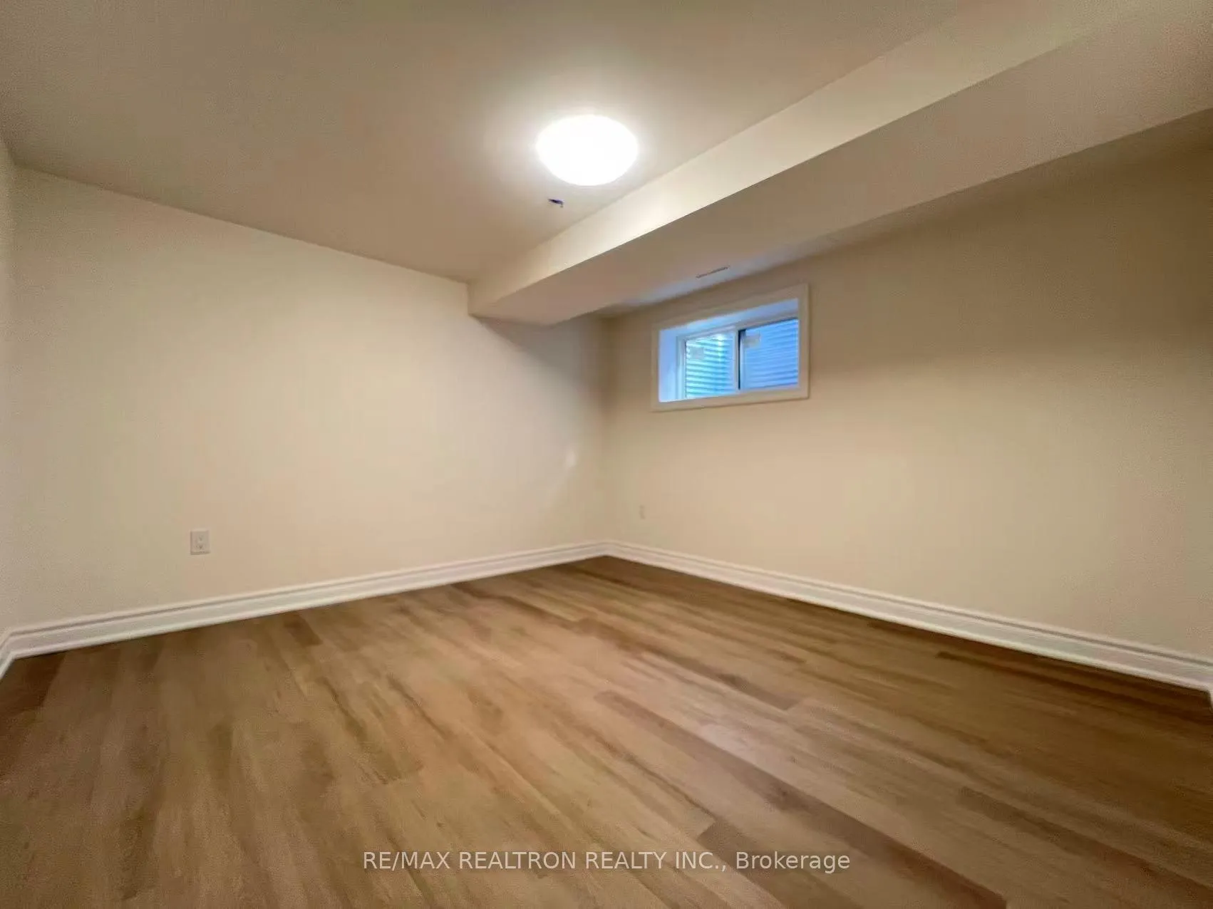 Photo 14 of Unit Bsmt, 329 Cherokee Boulevard, North York, Pleasant View — HOMEH