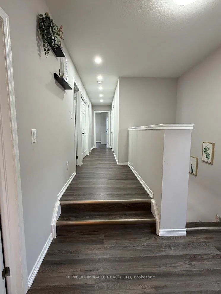 Photo 17 of 67 Saddlebrook Court, Kitchener — HOMEH