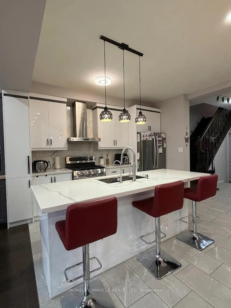Photo 26 of 67 Saddlebrook Court, Kitchener — HOMEH