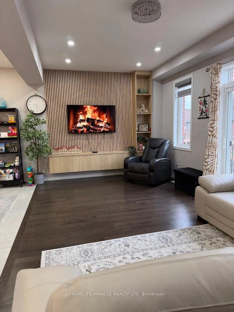 Photo 30 of 67 Saddlebrook Court, Kitchener — HOMEH