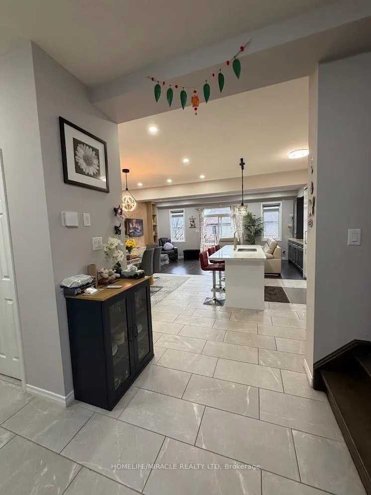 Photo 32 of 67 Saddlebrook Court, Kitchener — HOMEH