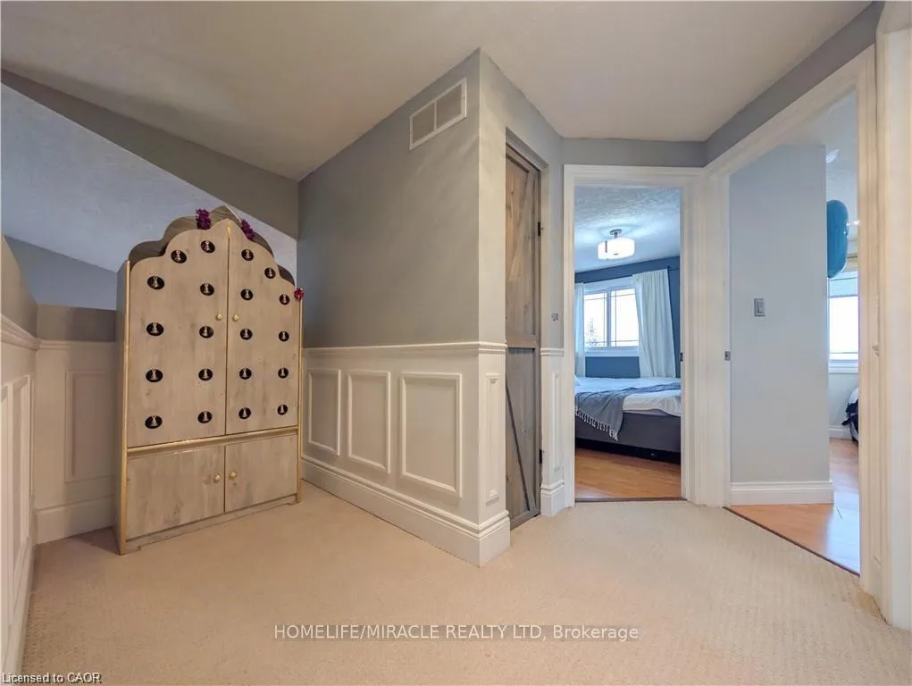 Photo 29 of 39 Endeavour Drive, Cambridge — HOMEH